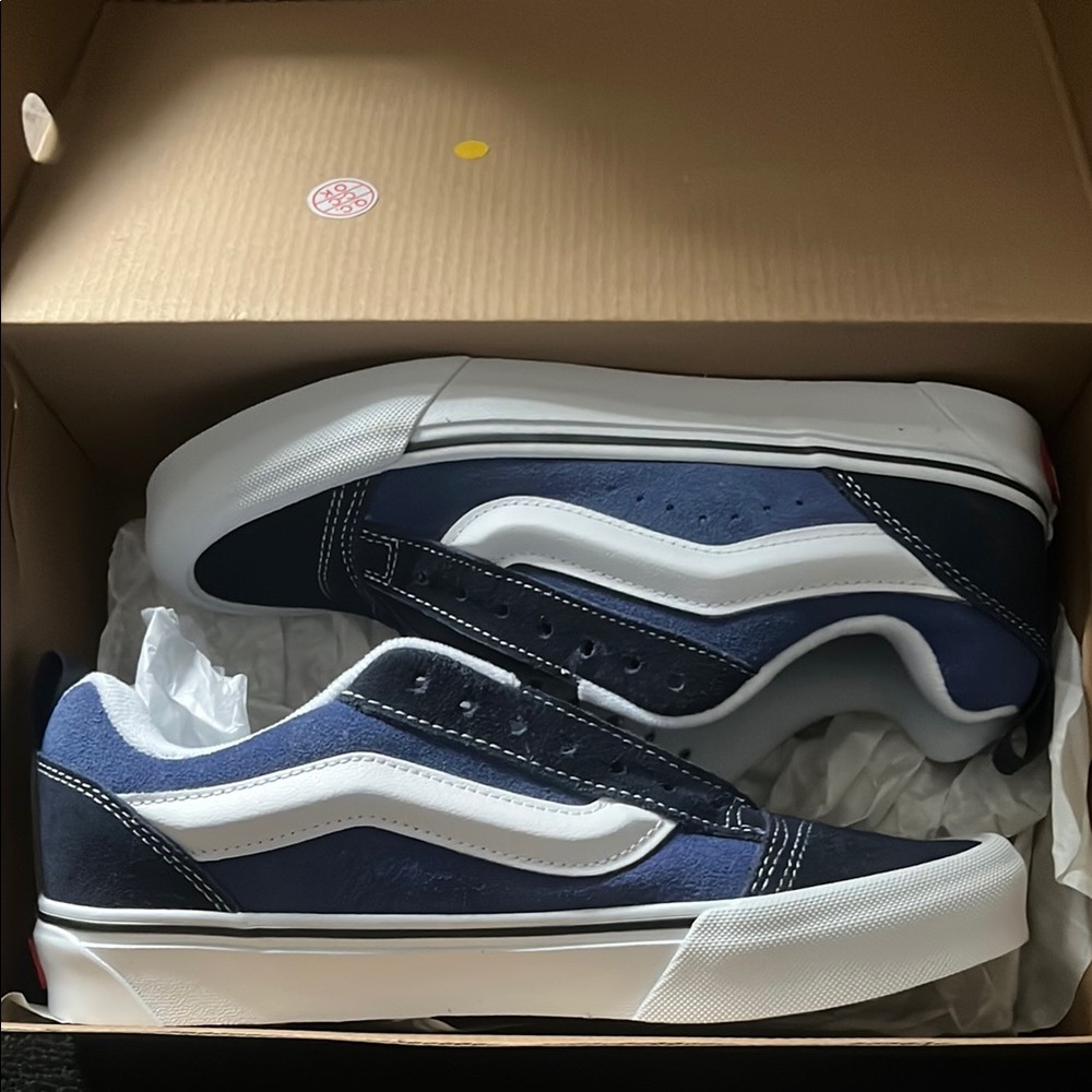 Vans Knu Skool Sneakers